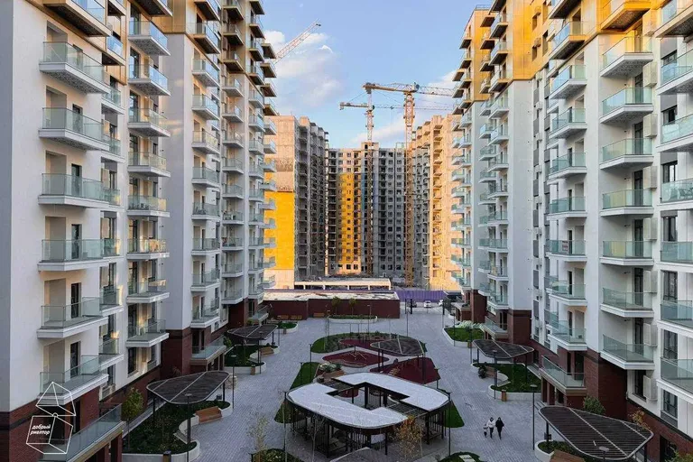 Сотувда 2 хонали квартира, 40 м²