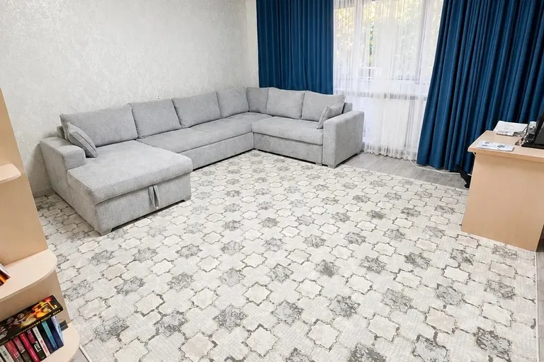 В продаже 2-комн. квартира, 58 м²