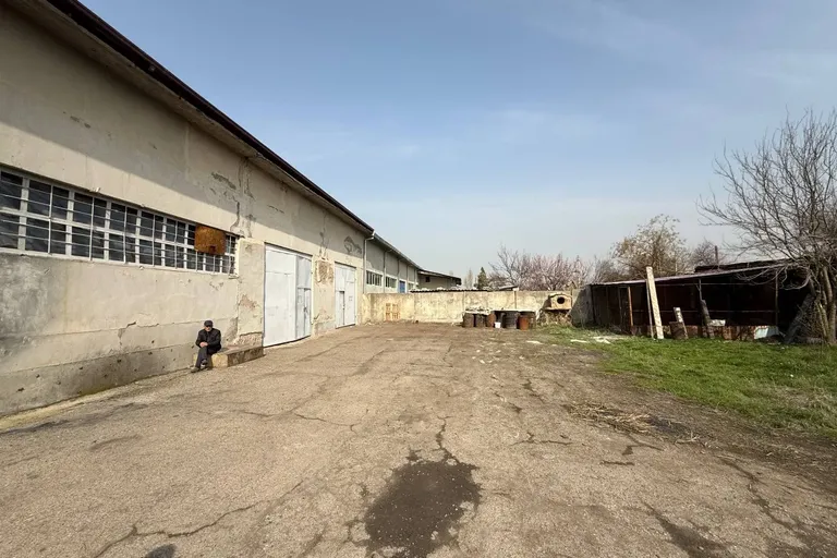 Сотувда ер участкаси, 1 га