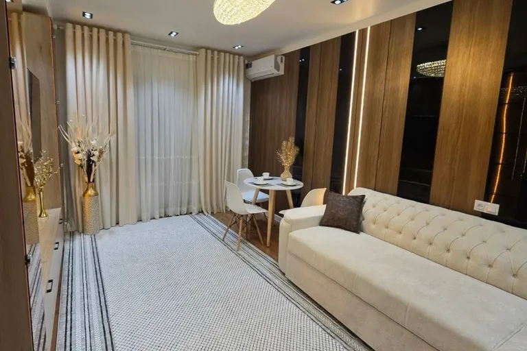 В продаже 1-комн. квартира, 38 м²