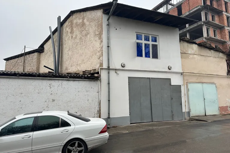 В продаже дом, 800 м², 1 этаж, 17,8 сот.