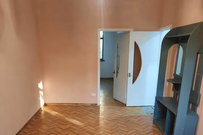 В продаже 2-комн. квартира, 48 м²