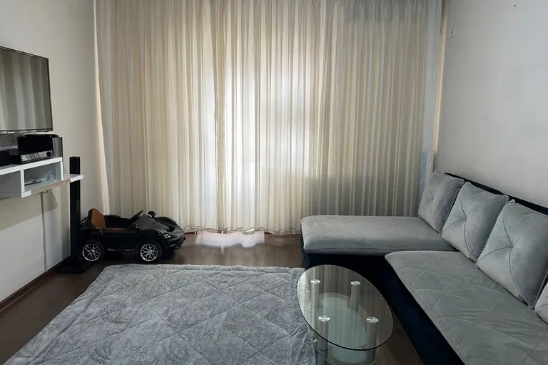 В продаже 2-комн. квартира, 55 м²