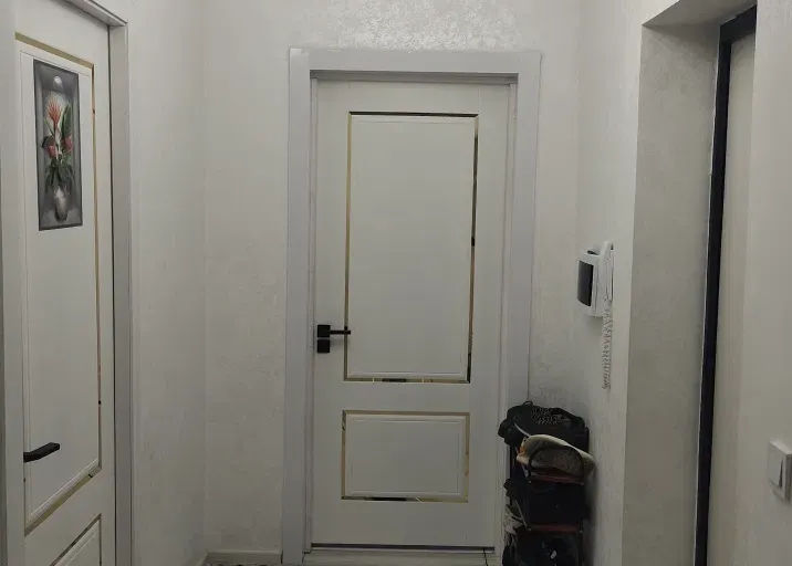 Сотувда 2 хонали квартира, 64 м²