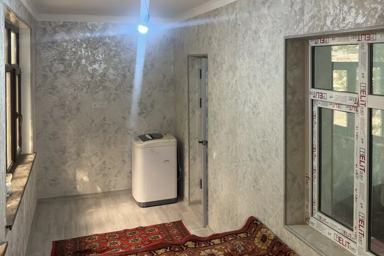 Сотувда 3 хонали квартира, 58 м²