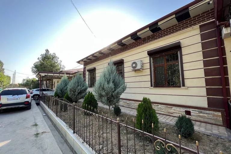 В продаже дом, 600 м², 1 этаж, 2 га