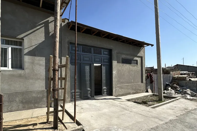 В продаже дом, 320 м², 2 этажа, 2,5 сот.