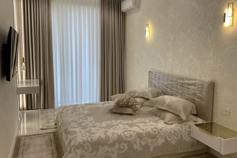 Сотувда 2 хонали квартира, 70 м²