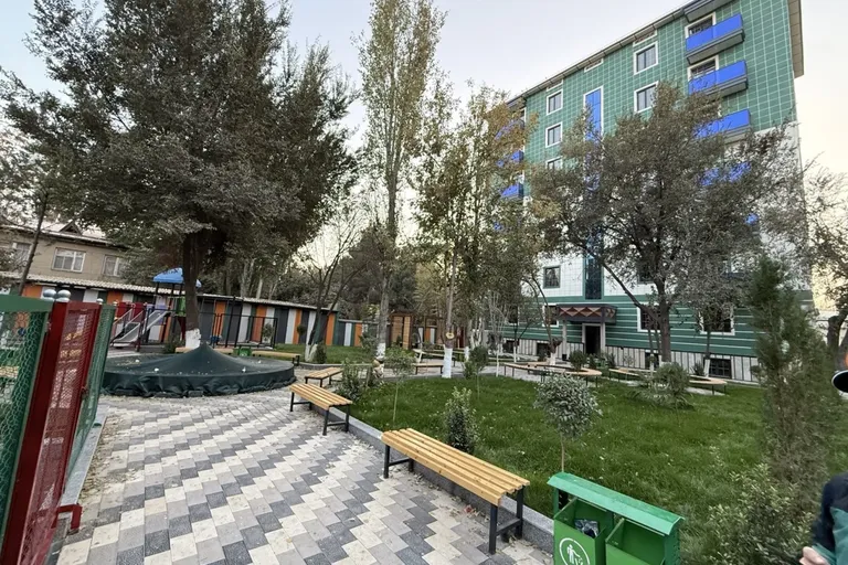 Сотувда 2 хонали квартира, 50 м²