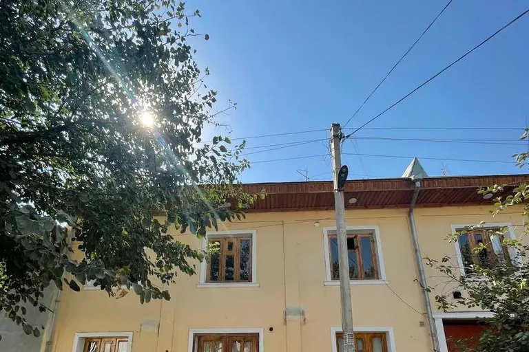 В продаже дом, 600 м², 2 этажа, 6 сот.