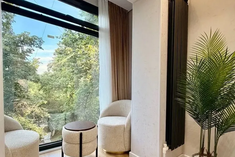 В продаже 2-комн. квартира, 42 м²