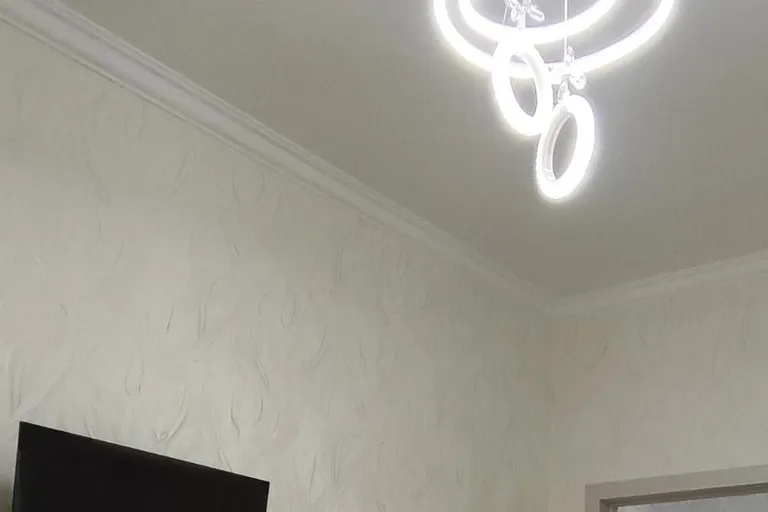 Сотувда 2 хонали квартира, 47 м²