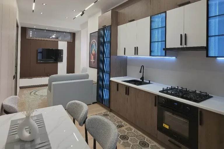 Сотувда 3 хонали квартира, 56 м²