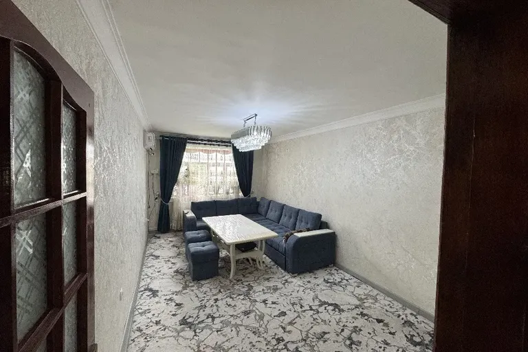Сотувда 4 хонали квартира, 92 м²