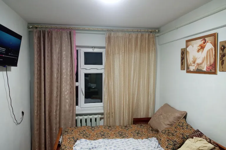 Сотувда 4 хонали квартира, 80 м²