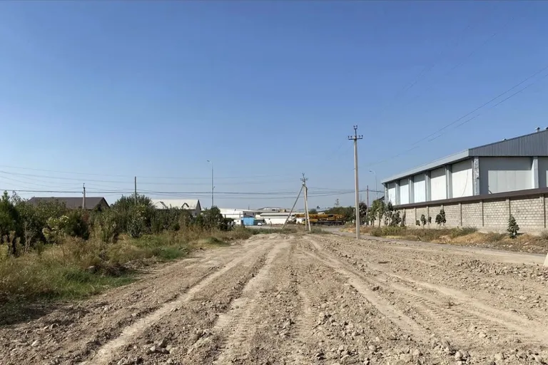 В продаже земля, 5 сот.