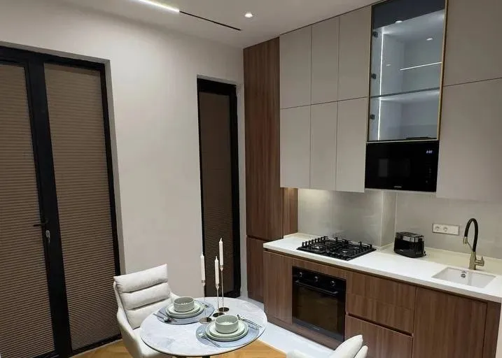 В продаже 2-комн. квартира, 42 м²