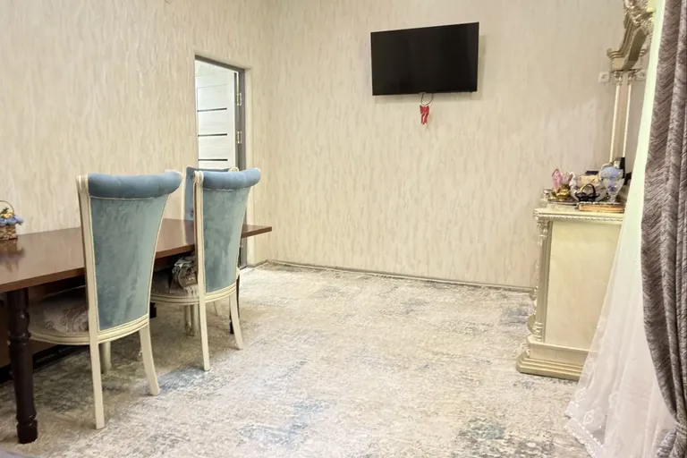 Сотувда 2 хонали квартира, 56 м²