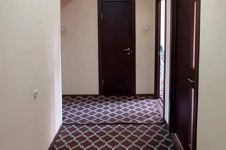 В продаже 2-комн. квартира, 56 м²