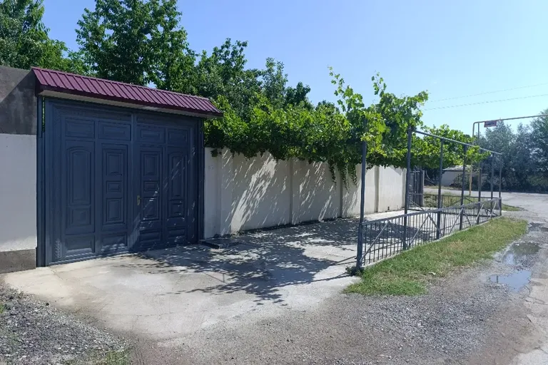 Сотувда уй, 600 м², 1 қаватли, 6 сот.