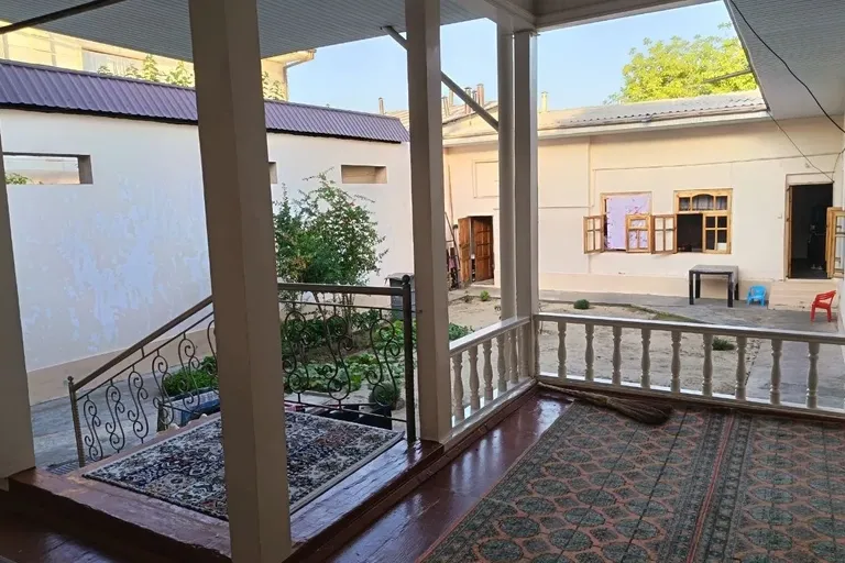 В продаже дом, 390 м², 1 этаж, 3,9 сот.