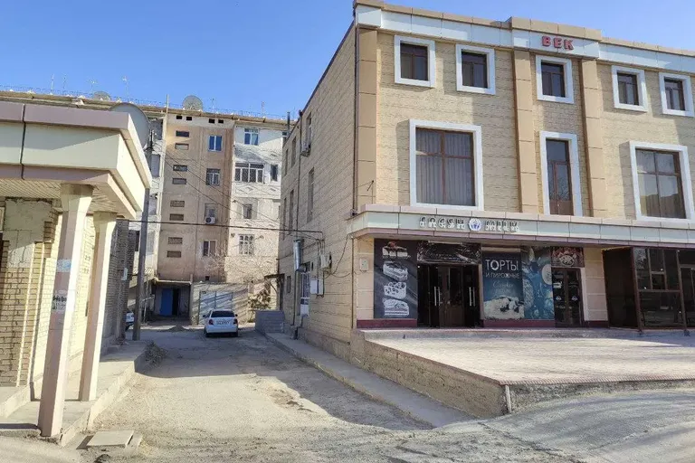В продаже 5-комн. квартира, 105 м²
