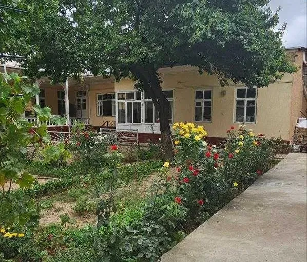 В продаже дом, 600 м², 1 этаж, 6 сот.