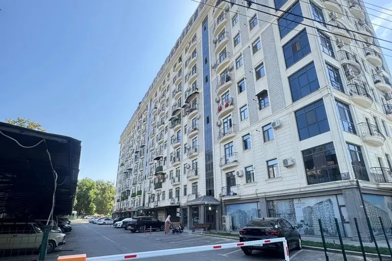 В продаже 1-комн. квартира, 35 м²