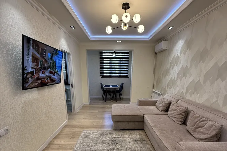 В продаже 2-комн. квартира, 55 м²