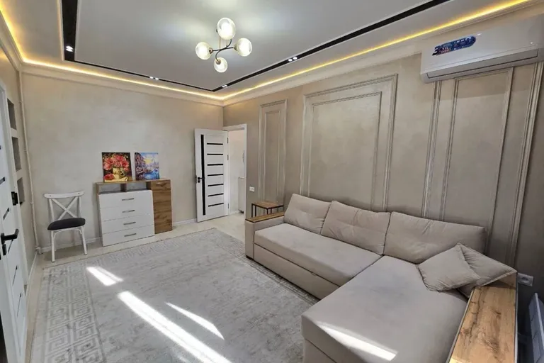 В продаже 1-комн. квартира, 42 м²