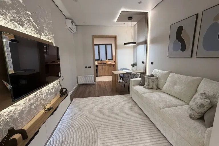 В продаже 2-комн. квартира, 42 м²