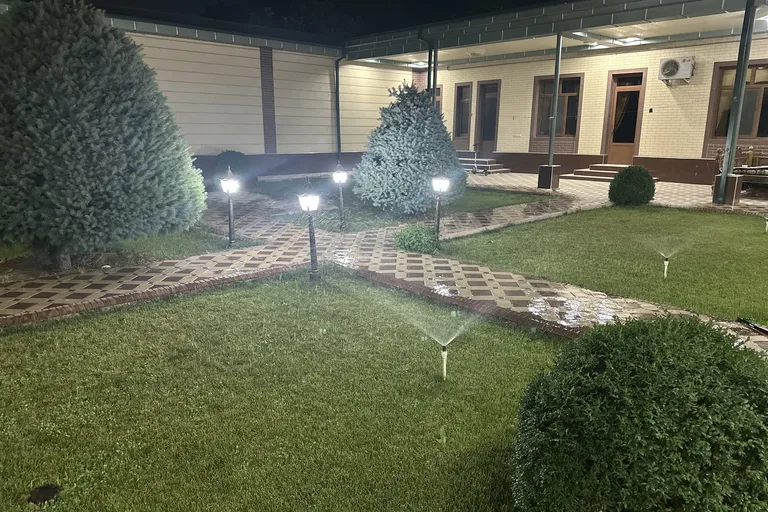 Сотувда уй, 300 м², 1 қаватли, 8 сот.