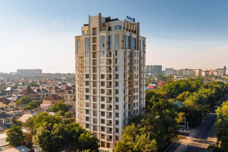 Сотувда 4 хонали квартира, 141 м²