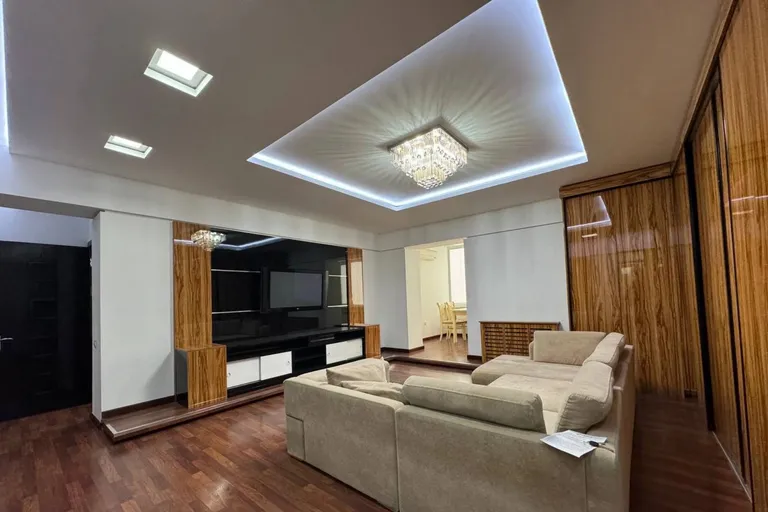 В продаже 3-комн. квартира, 95 м²