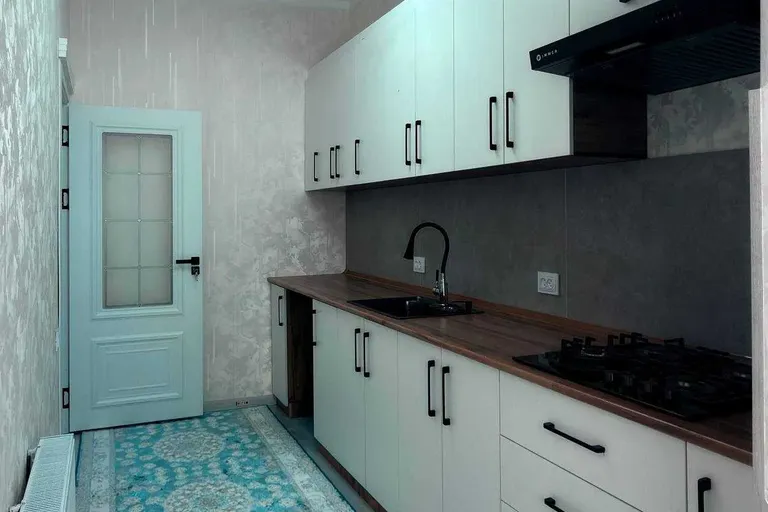 Сотувда 2 хонали квартира, 50 м²