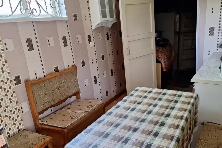 В продаже дом, 450 м², 1 этаж, 4,5 сот.
