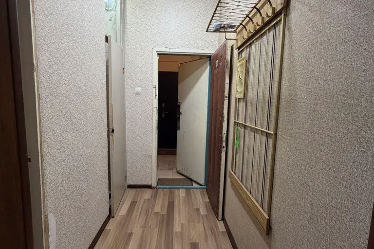Сотувда 2 хонали квартира, 50 м²