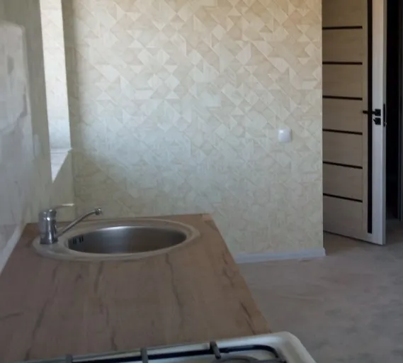 В продаже 1-комн. квартира, 42 м²