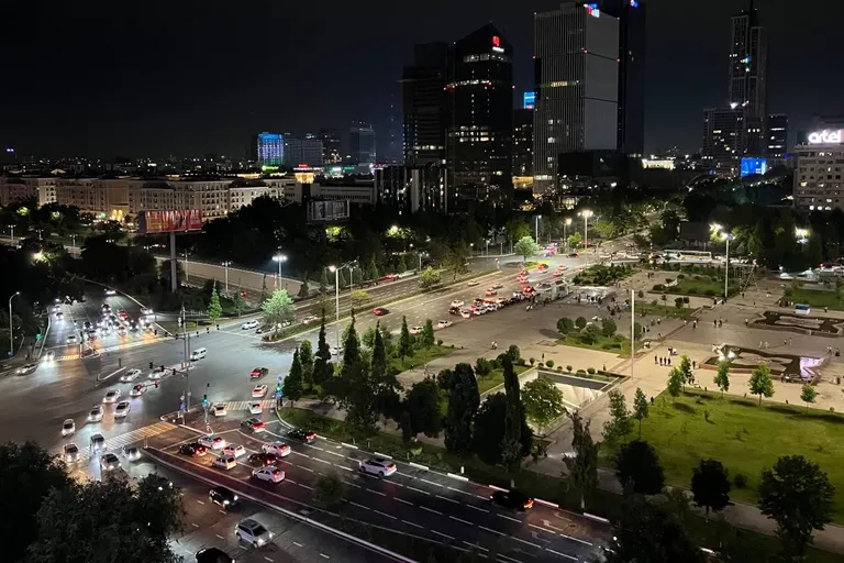 В продаже 2-комн. квартира, 72 м²