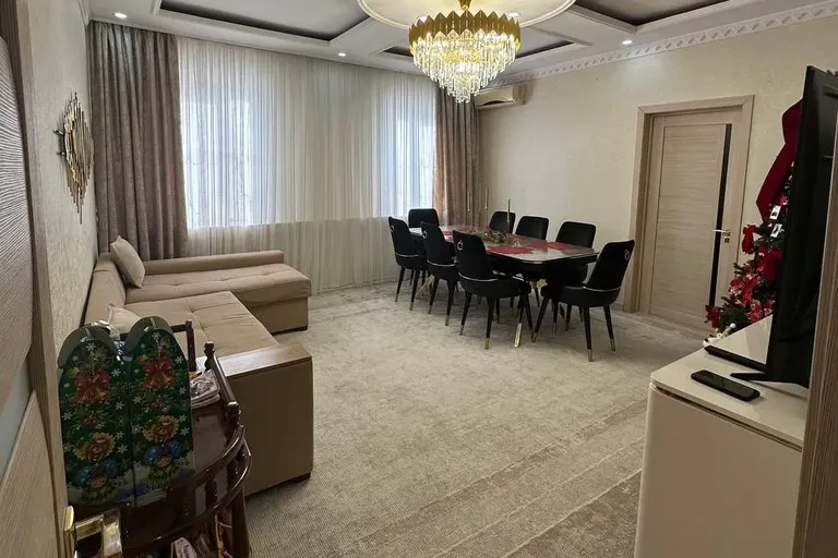 В продаже 4-комн. квартира, 90 м²
