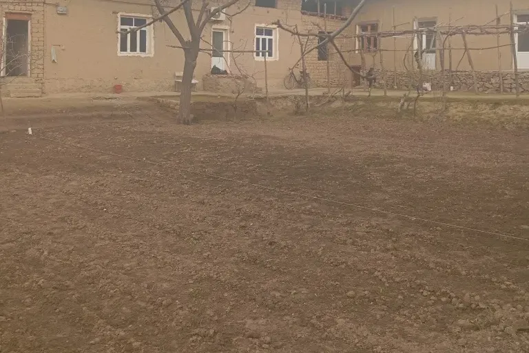 Сотувда ер участкаси, 12 сот.