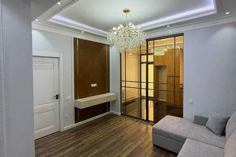 Сотувда 2 хонали квартира, 58 м²