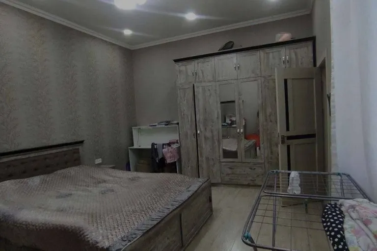 В продаже 5-комн. квартира, 110 м²
