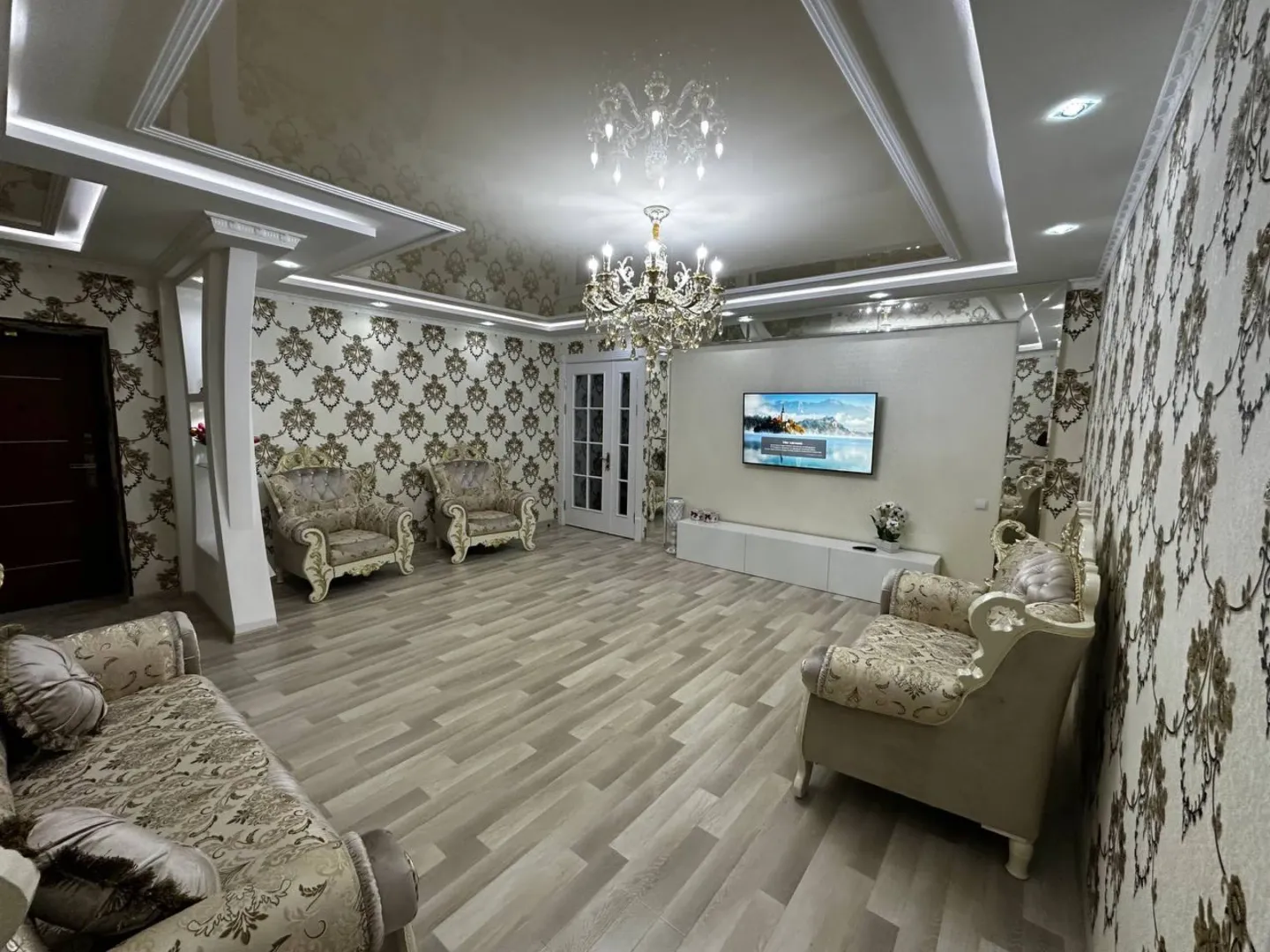 Сотувда 4 хонали квартира, 90 м²
