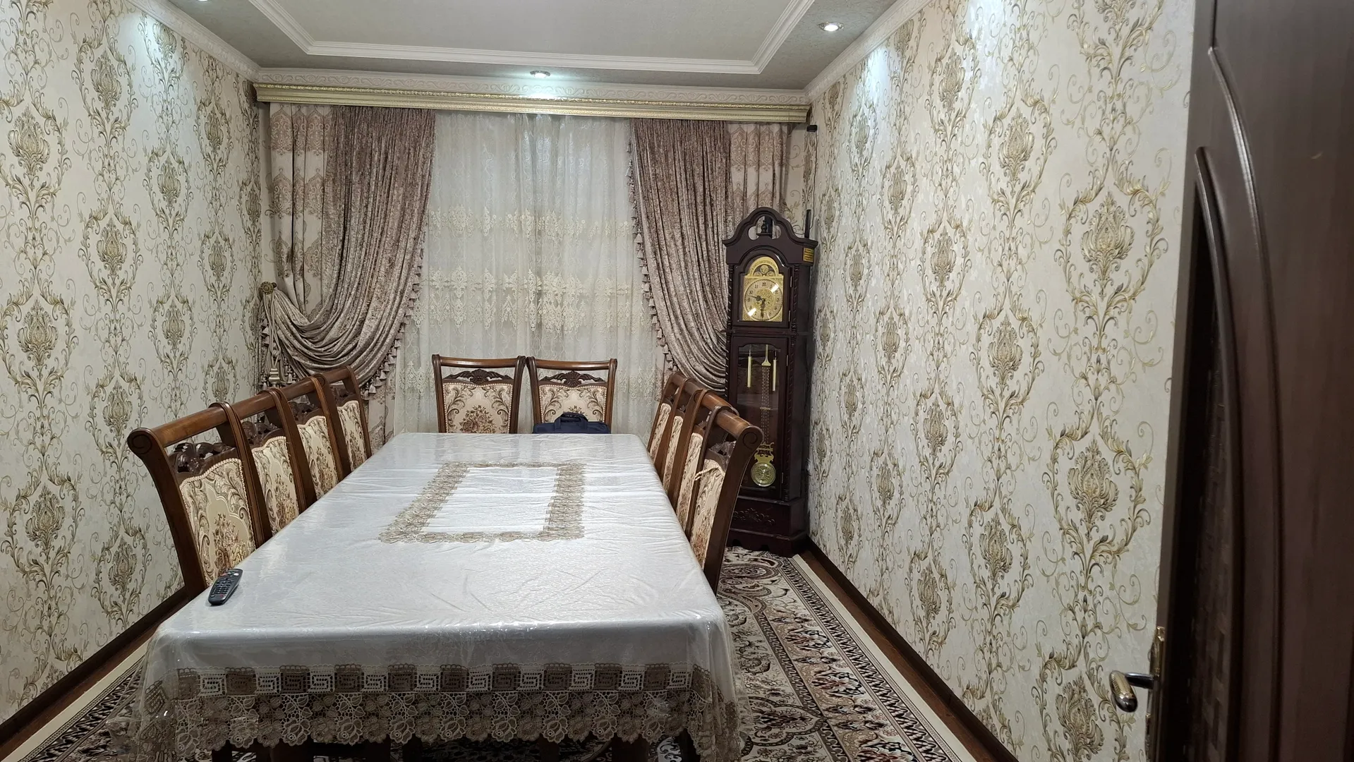 Сотувда 3 хонали квартира, 63 м²