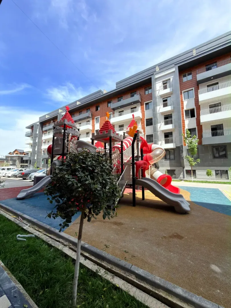 Сотувда 2 хонали квартира, 65 м²