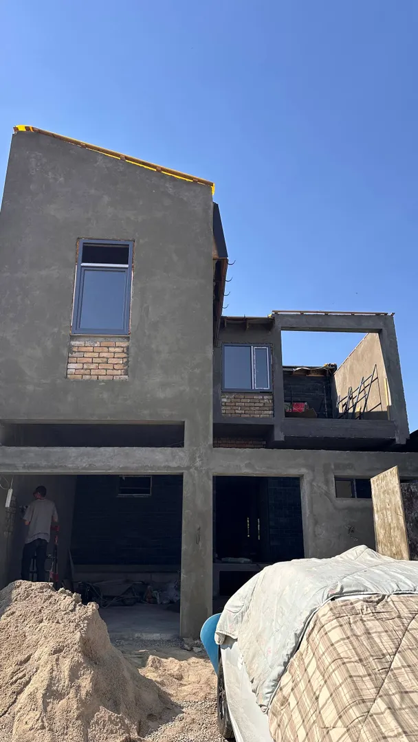 В продаже дом, 320 м², 3 этажа, 15 сот.