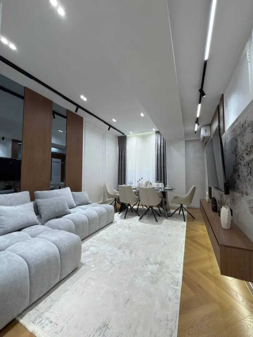 Сотувда 4 хонали квартира, 107 м²