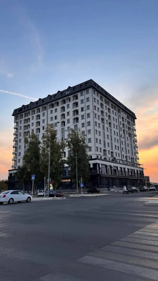 Сотувда 3 хонали квартира, 74 м²