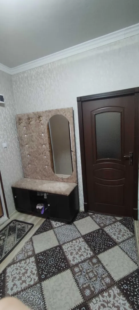 Сотувда 3 хонали квартира, 58 м²